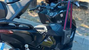 Yamaha T-Max 560 Tech Max (2022 - 24)  (2)