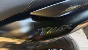 Yamaha T-Max 560 Tech Max (2022 - 24)  (7)