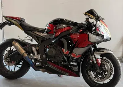 Honda CBR 1000 RR Fireblade (2012 - 16) - Annuncio 10099201