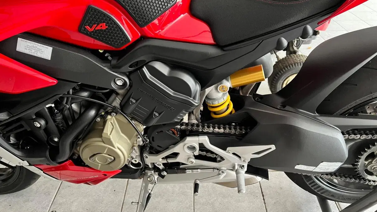 Ducati Streetfighter V4 1100 (2021 - 22)  (4)
