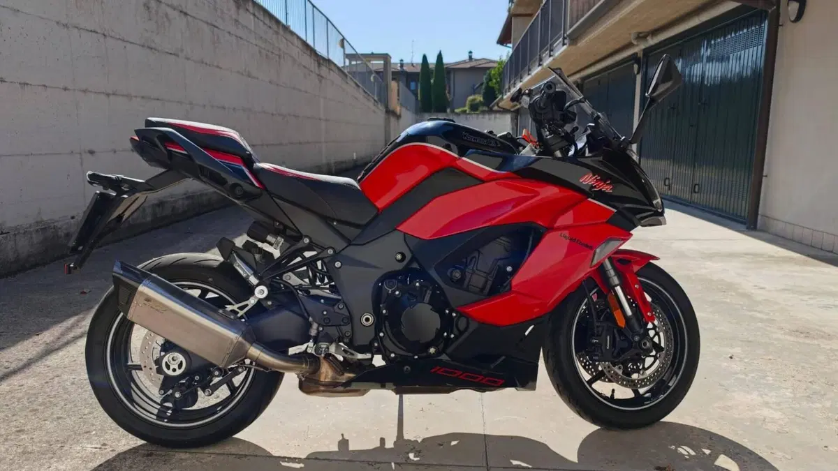 Kawasaki Ninja 1000 SX 40th Anniversary Edition (2024)  (3)