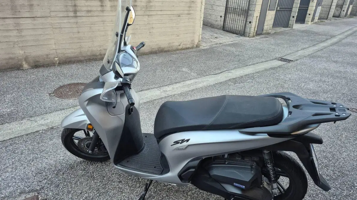 Honda SH 350 (2021 - 24)  (4)