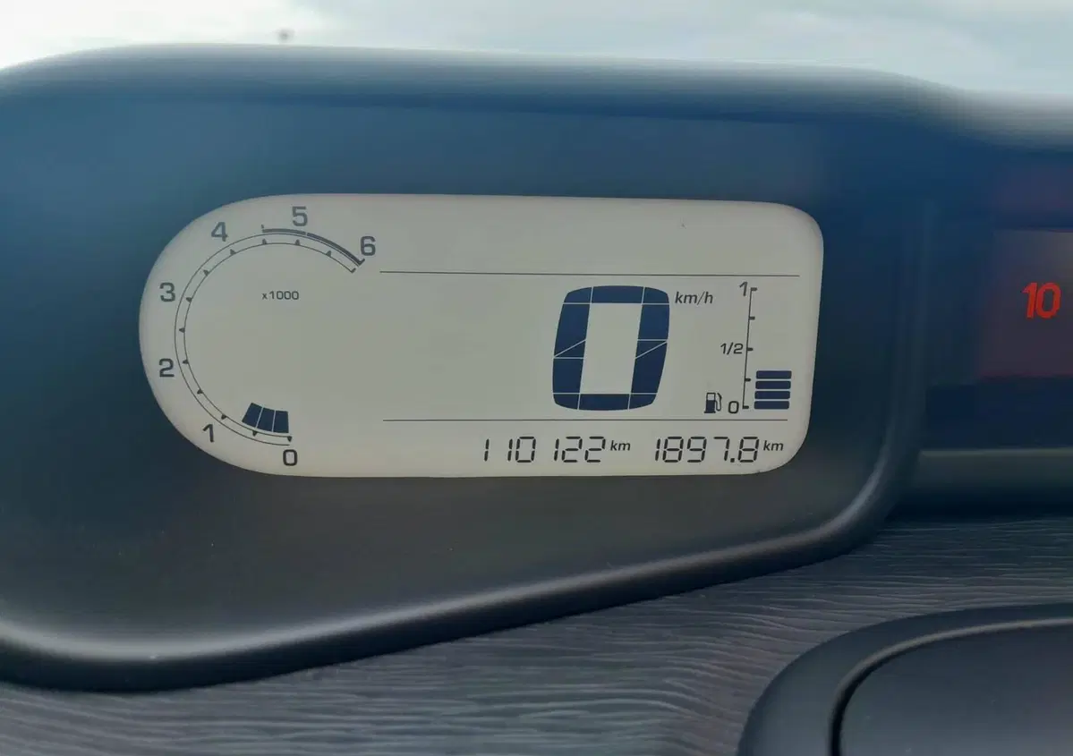 Citroen C3 Picasso BlueHDi 100 Exclusive Cinema (11)