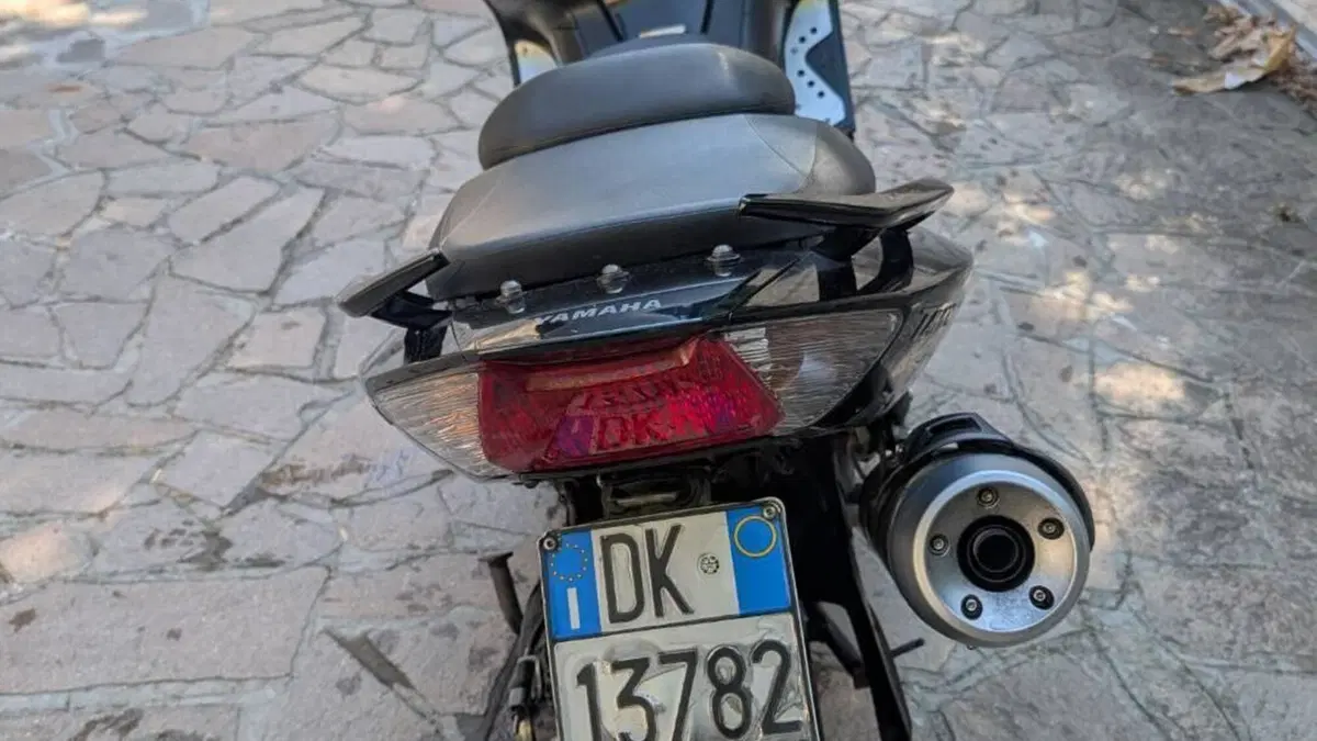 Yamaha T-Max 500 (2008 - 12)  (3)