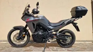 Honda Transalp XL750 (2023 - 24)  (2)