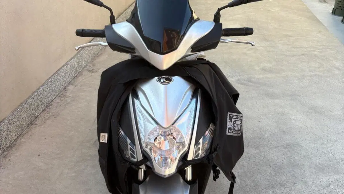 Kymco Agility 200i R16 + (2014 - 17)  (4)