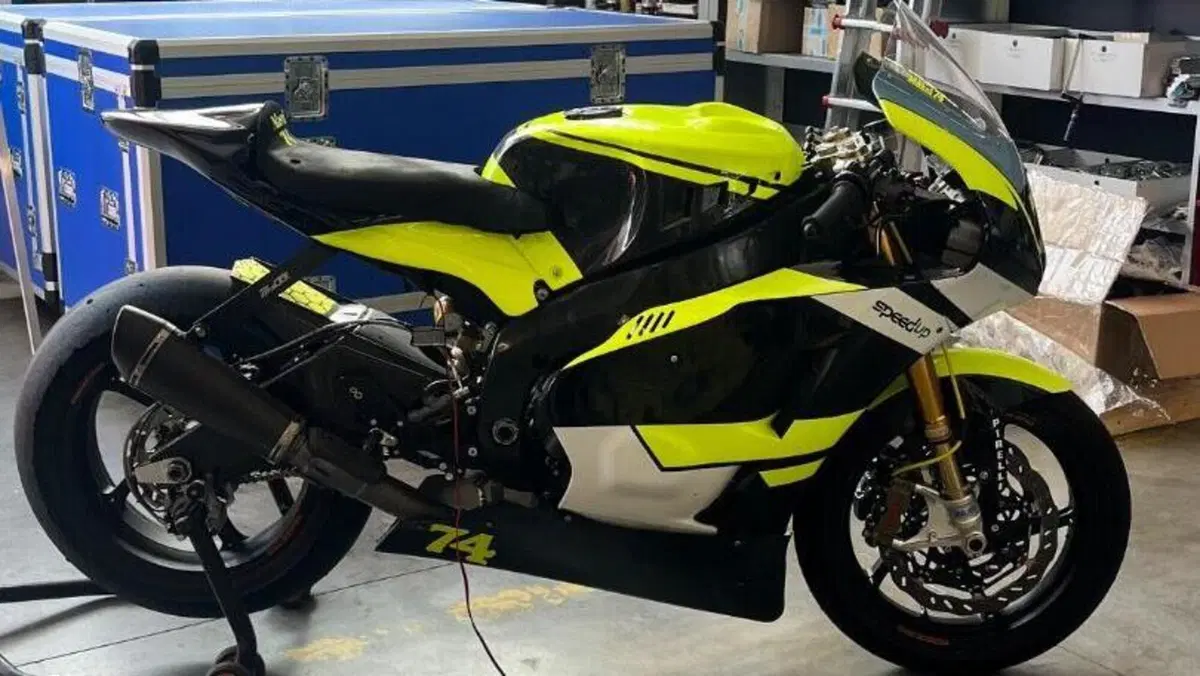 Yamaha YZF R6 (2010 - 16)  (5)