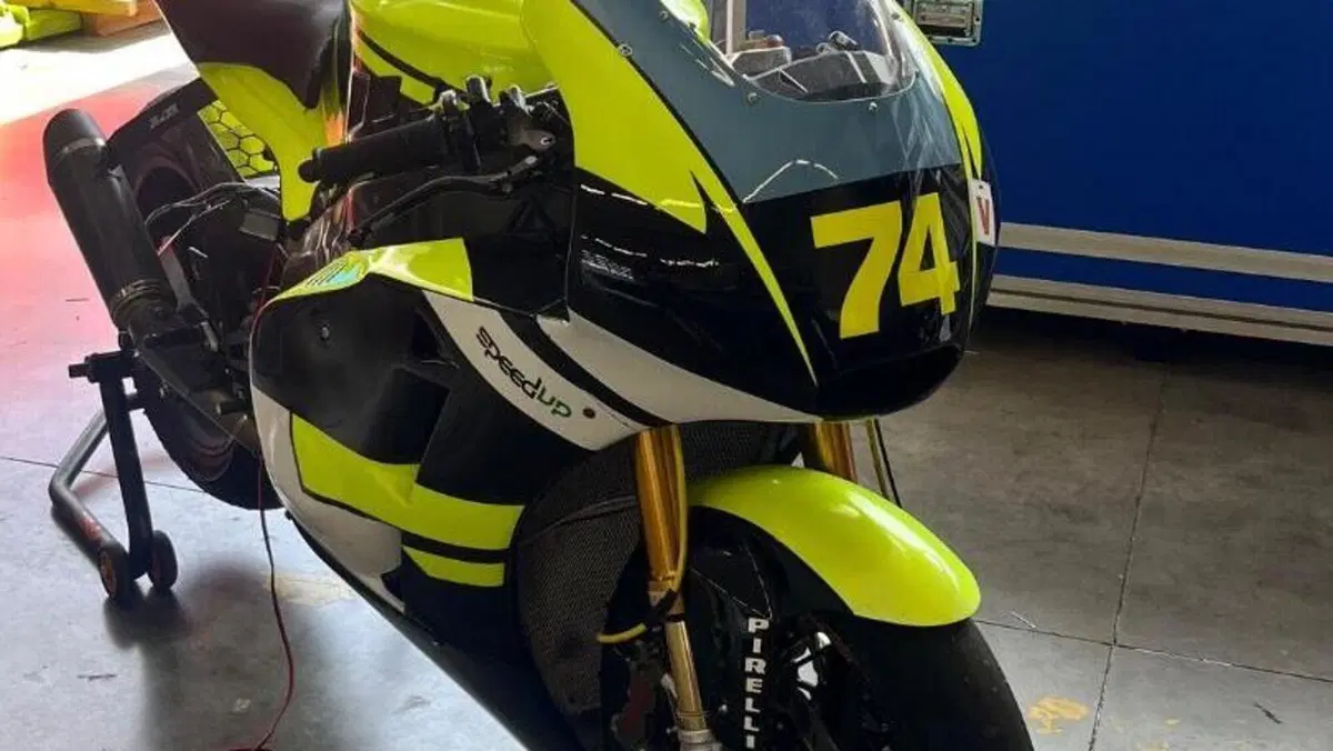 Yamaha YZF R6 (2010 - 16)  (6)
