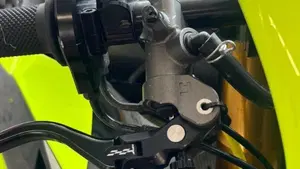 Yamaha YZF R6 (2010 - 16)  (11)
