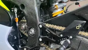 Yamaha YZF R6 (2010 - 16)  (12)