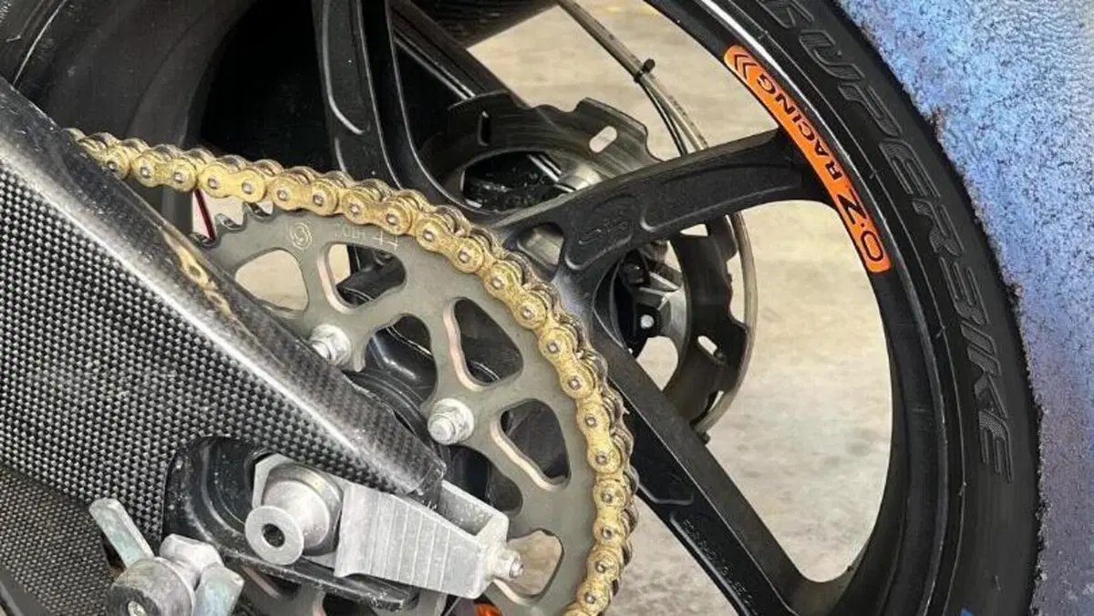Yamaha YZF R6 (2010 - 16)  (13)
