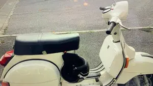 Piaggio Vespa 125 PX  (3)