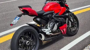Ducati Streetfighter V2 (2022 - 24)  (2)