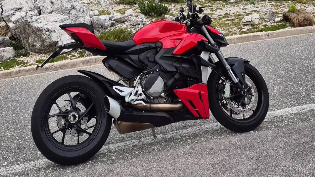 Ducati Streetfighter V2 (2022 - 24)  (4)