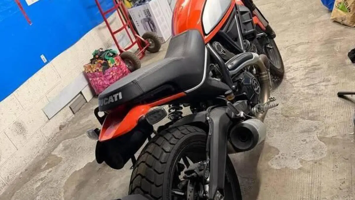 Ducati Scrambler 800 Icon (2017 - 20)  (2)