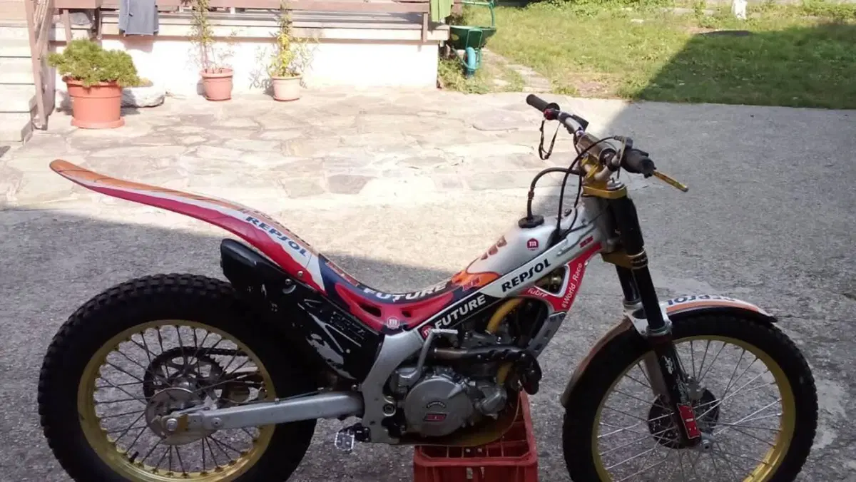 Montesa Cota 4RT  (2)