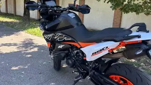 KTM 890 SMT (2023 - 25)  (4)
