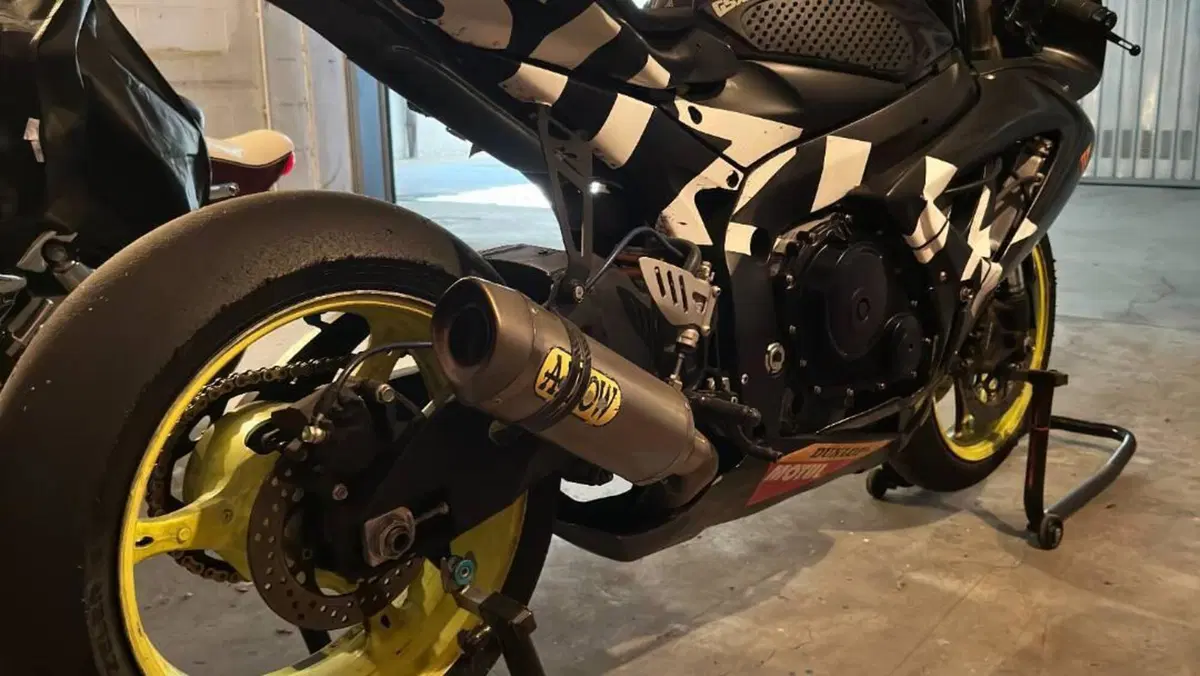 Suzuki GSX R 600 (2008 - 10)  (3)