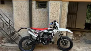 Betamotor RR 50 Enduro (2021 - 26)  (3)
