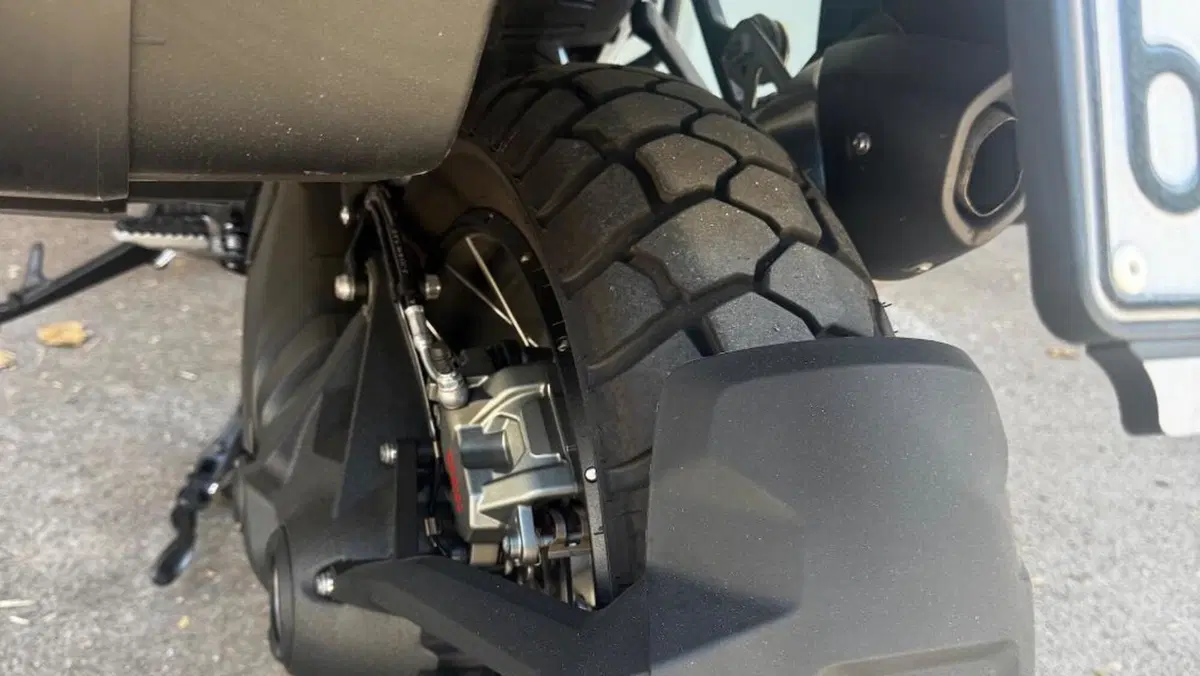 Bmw R 1300 GS Trophy (2023 - 26)  (15)
