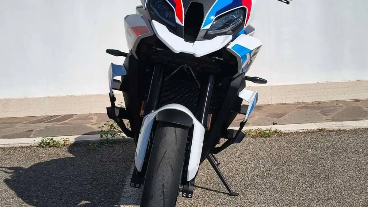 Bmw M 1000 XR (2024 - 27)  (4)