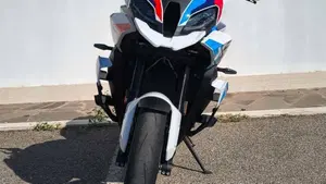 Bmw M 1000 XR (2024 - 27)  (4)