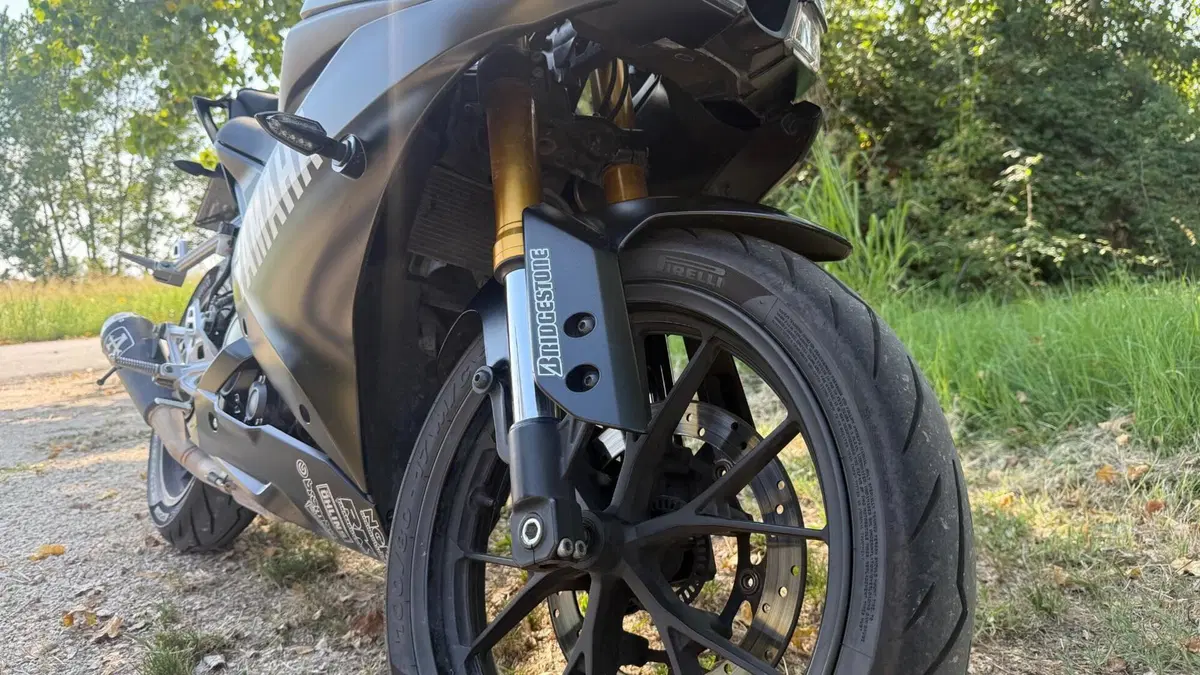 Yamaha YZF R125 (2021 - 22)  (7)