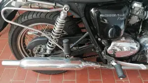 Triumph Bonneville T100 (2001 - 07)  (3)