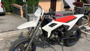 Betamotor RR 50 Motard (2021 - 26)  (5)