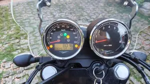 Moto Guzzi V7 III Special (2017 - 20)  (6)