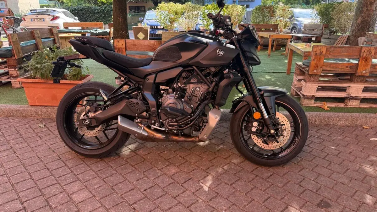 Yamaha MT-07 (2025 - 26)  (2)