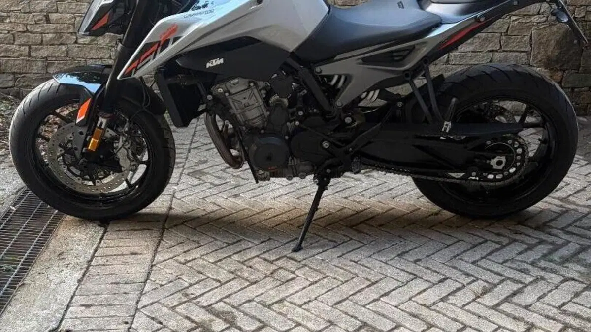 KTM 790 Duke L (2025 - 26) 