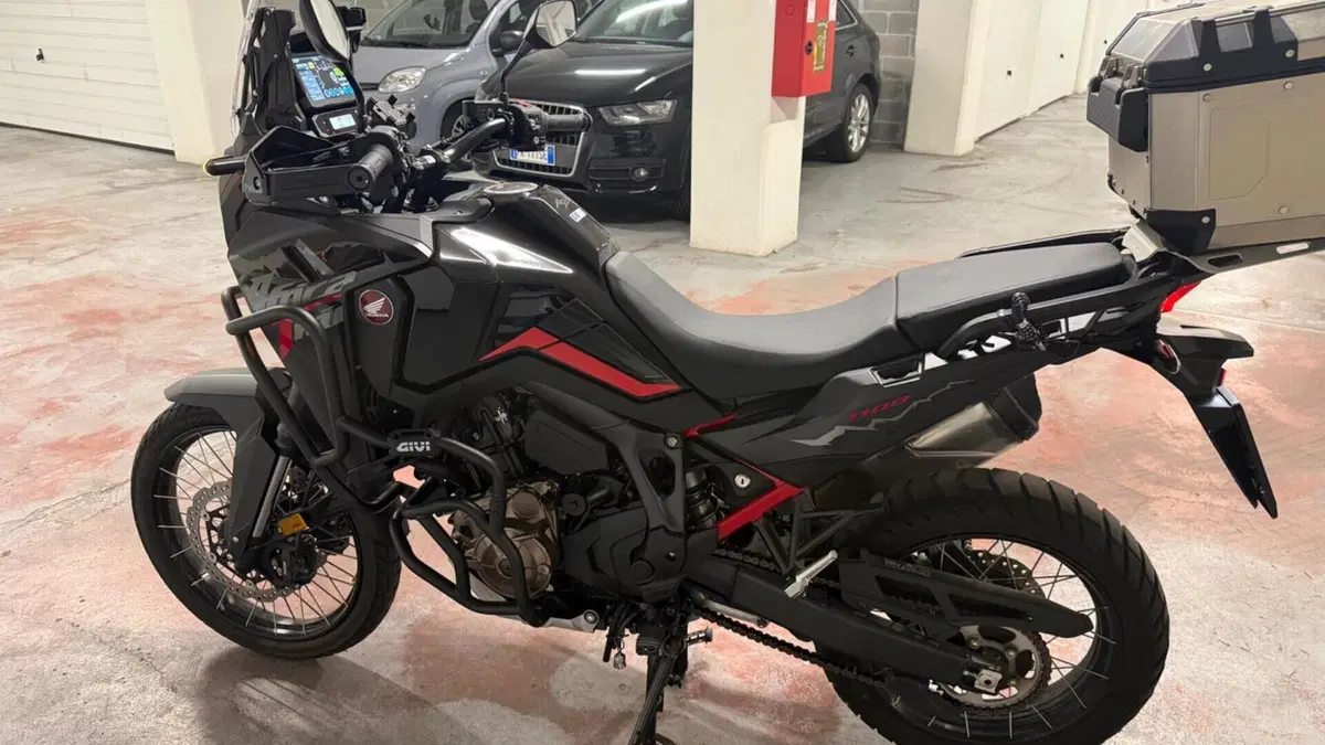 Honda Africa Twin CRF 1100L ES DCT (2024 - 26)  (2)