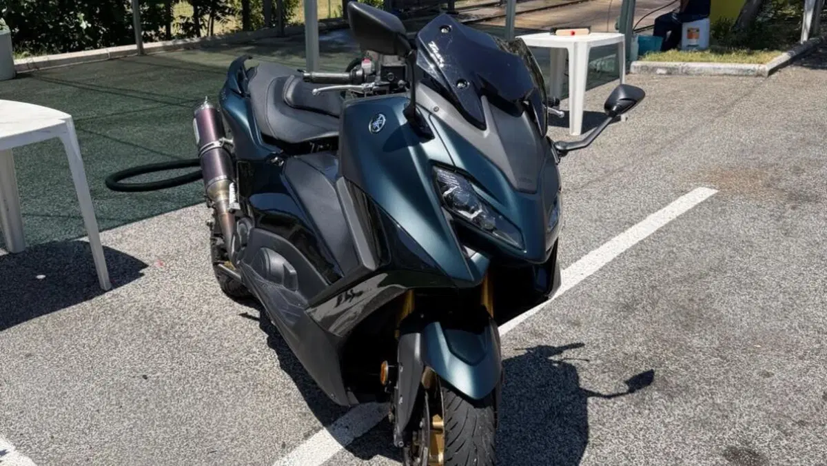 Yamaha T-Max 560 Tech Max (2022 - 24)  (5)