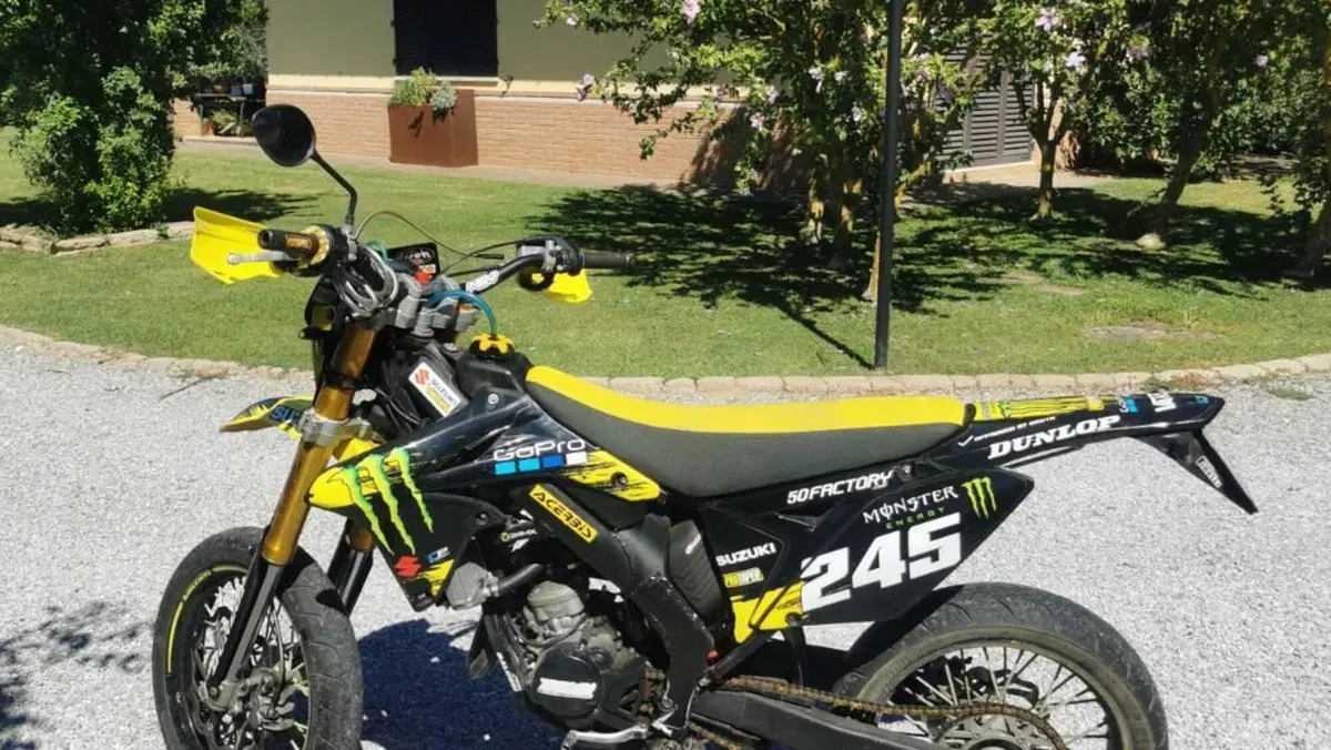 Valenti Racing SM 50 (2015 - 22)  (2)