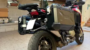 Ducati Multistrada V4 Pikes Peak (2021 - 24)  (2)