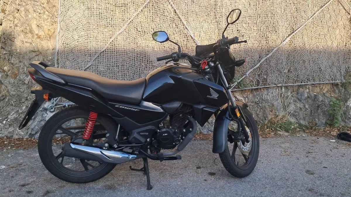 Honda CB 125 F (2021 - 25)  (6)