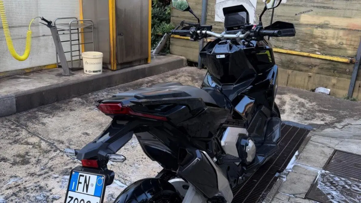 Honda X-ADV 750 (2025 - 27)  (3)