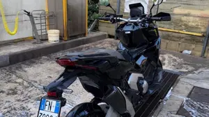Honda X-ADV 750 (2025 - 27)  (3)