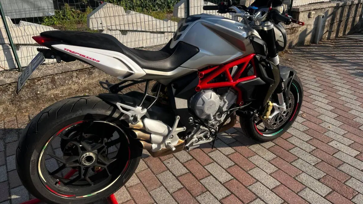 MV Agusta Brutale 800 EAS ABS (2012 - 15) 