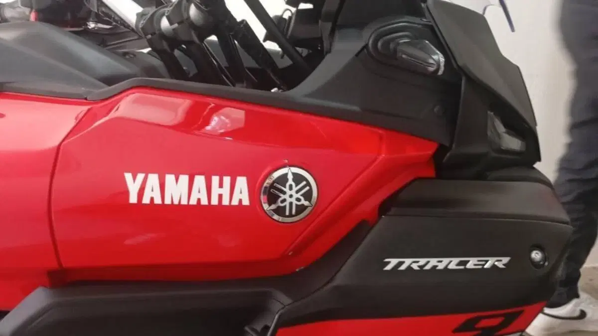 Yamaha Tracer 9 (2025 - 26)  (2)