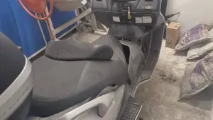Suzuki Burgman AN 650 Executive (2004 - 06)  (2)