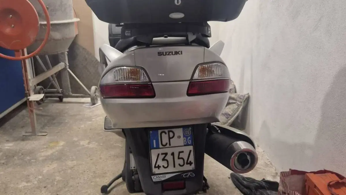 Suzuki Burgman AN 650 Executive (2004 - 06)  (3)