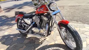 Harley-Davidson 883 Standard (1994 - 00) - XLH 