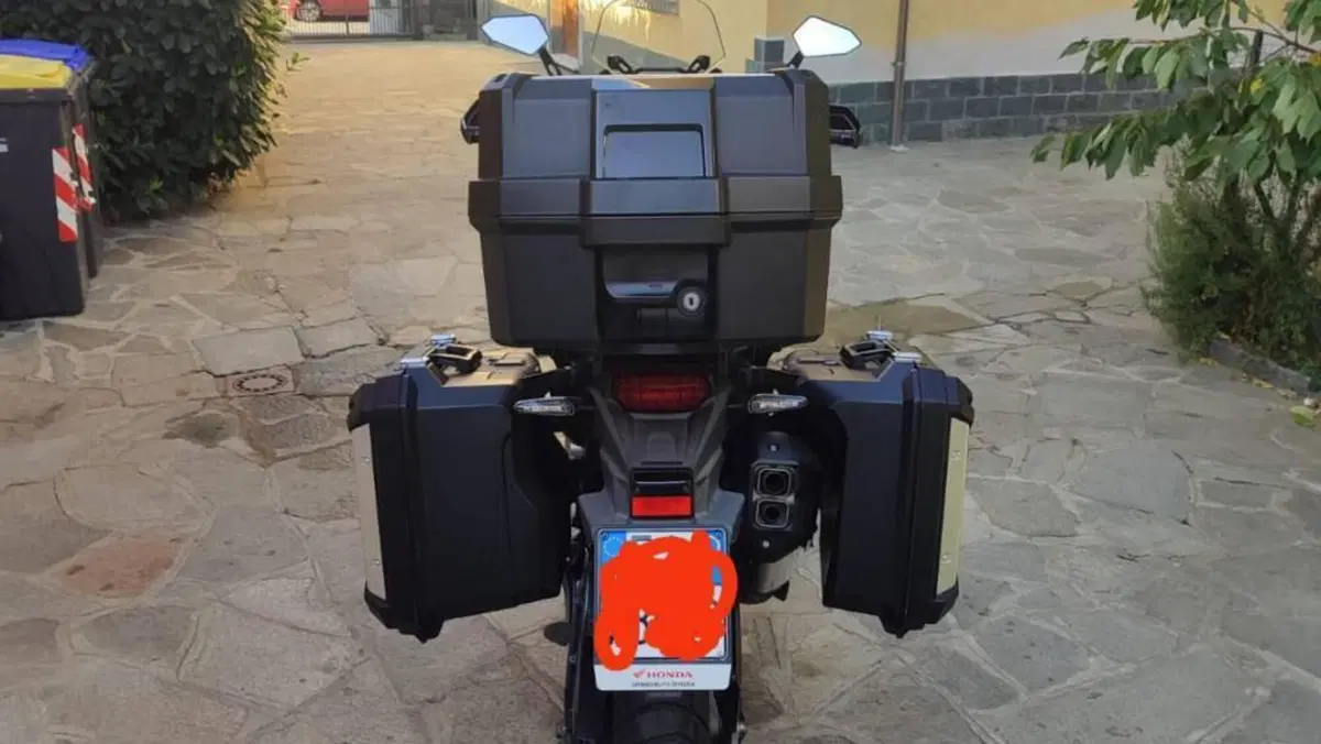 Honda Africa Twin CRF 1000L DCT ABS Travel Edition (2016 - 17)  (11)