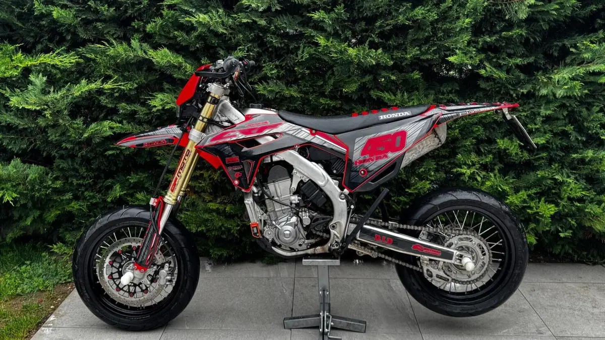 Honda CRF 450R (2022) 