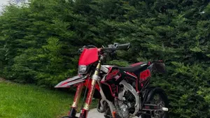 Honda CRF 450R (2022)  (3)