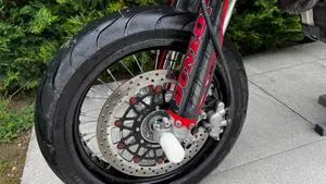 Honda CRF 450R (2022)  (4)
