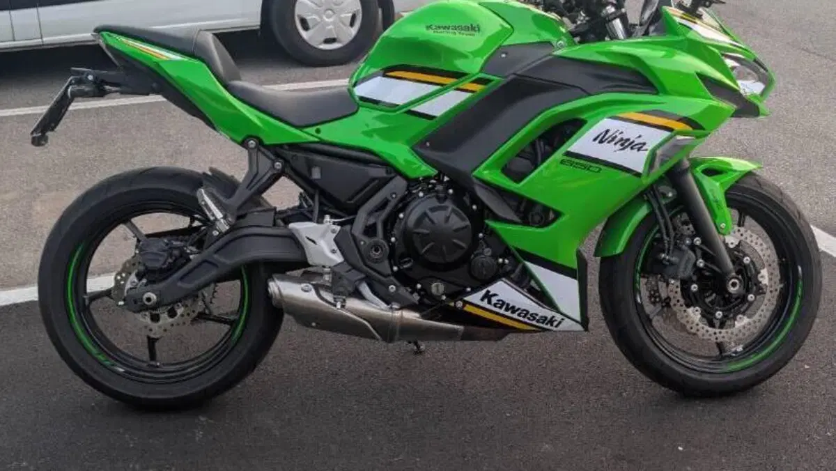 Kawasaki Ninja 650 (2025 - 26)  (2)