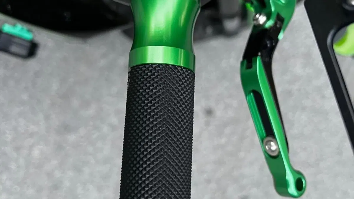 Kawasaki Z 900 (2017 - 18)  (6)